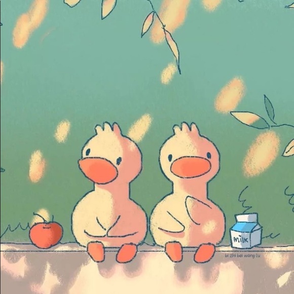 Paige’s Thrifty Finds - Picture 1 of 1